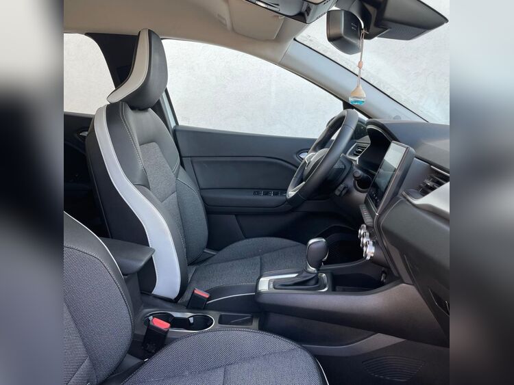 Renault Captur E-TECH Híbrido Enchufable Fast Track foto 8