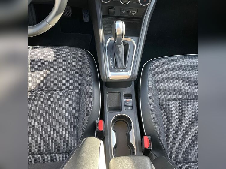 Renault Captur E-TECH Híbrido Enchufable Fast Track foto 9
