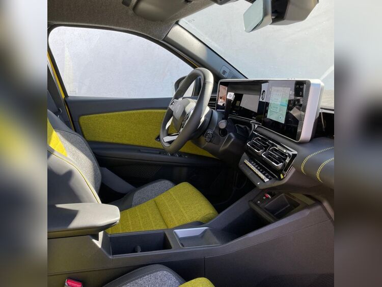 Renault R 5  E-TECH 100% ELECTRICO IONIC CINQ 150CV AUT CONF foto 8