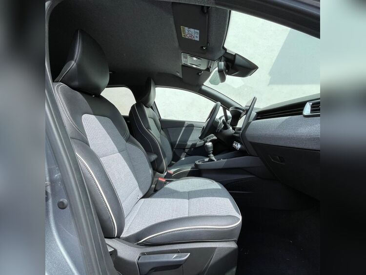 Renault Clio TECHNO TCE  foto 11