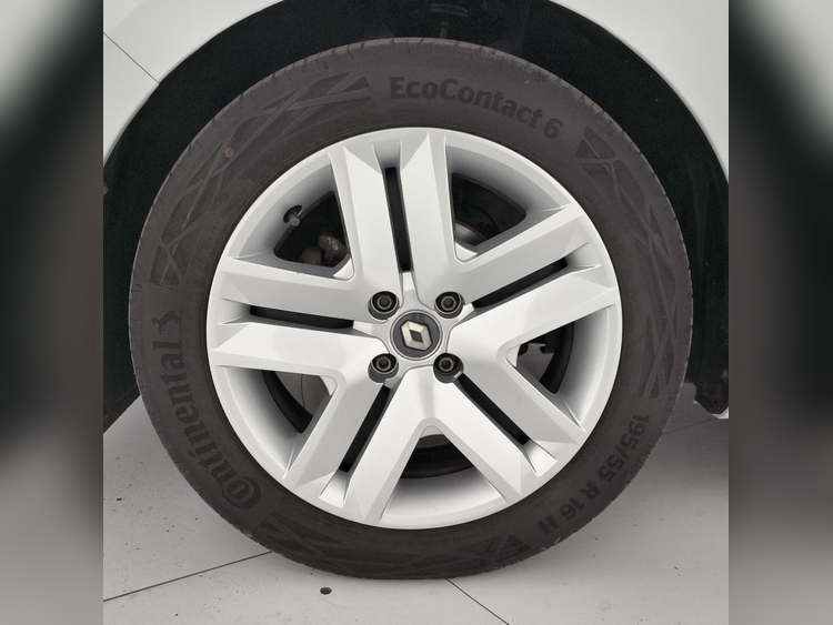 Renault Clio TCe Intens  foto 6