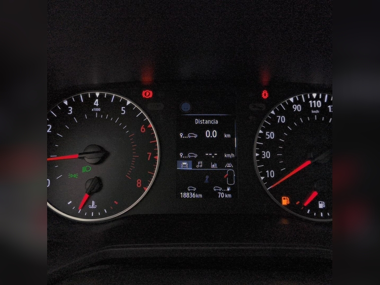 Renault Clio TCe Intens  foto 13