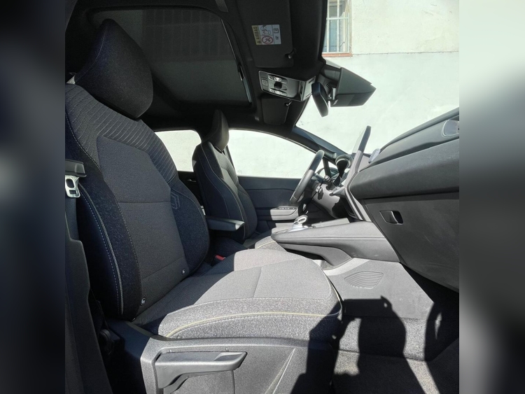 Renault Captur Captur E-TECH Híbrido Techno 105kW foto 8