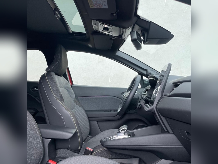 Renault Captur  E-TECH Híbrido Evolution 105kW  foto 8